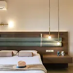 Golden Hill فيلة خانيا