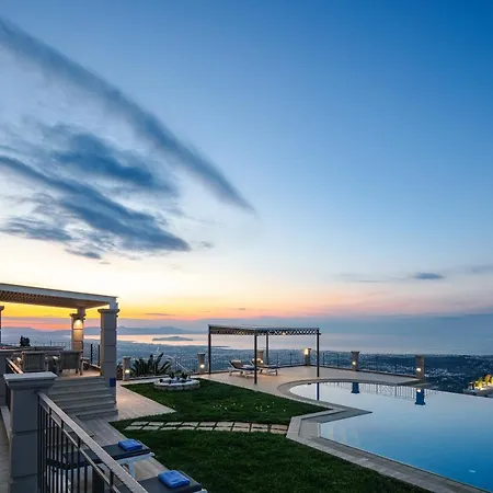 Golden Hill Villa